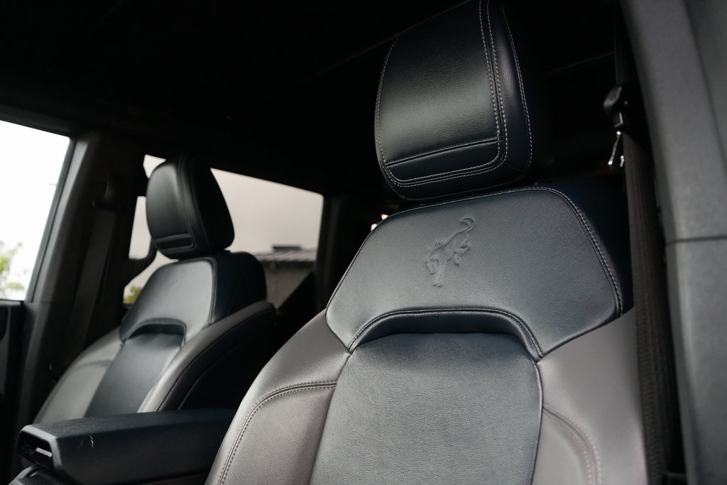 2021 Ford Bronco Outer Banks photo 15