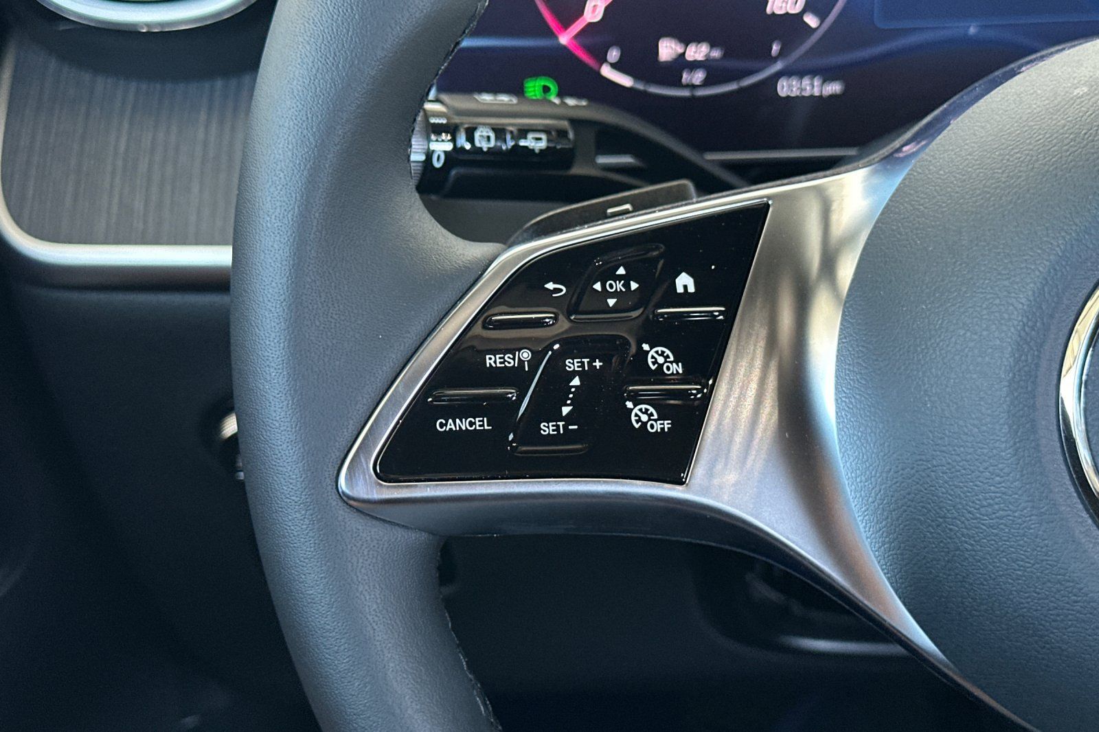 2026 Mercedes Benz GLC 300 photo 23