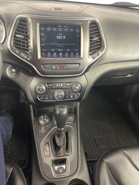 2020 Jeep Cherokee Trailhawk photo 22