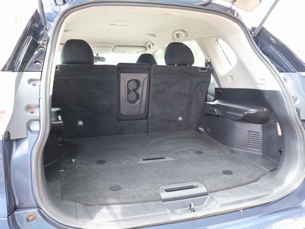 2016 Nissan Rogue S photo 15