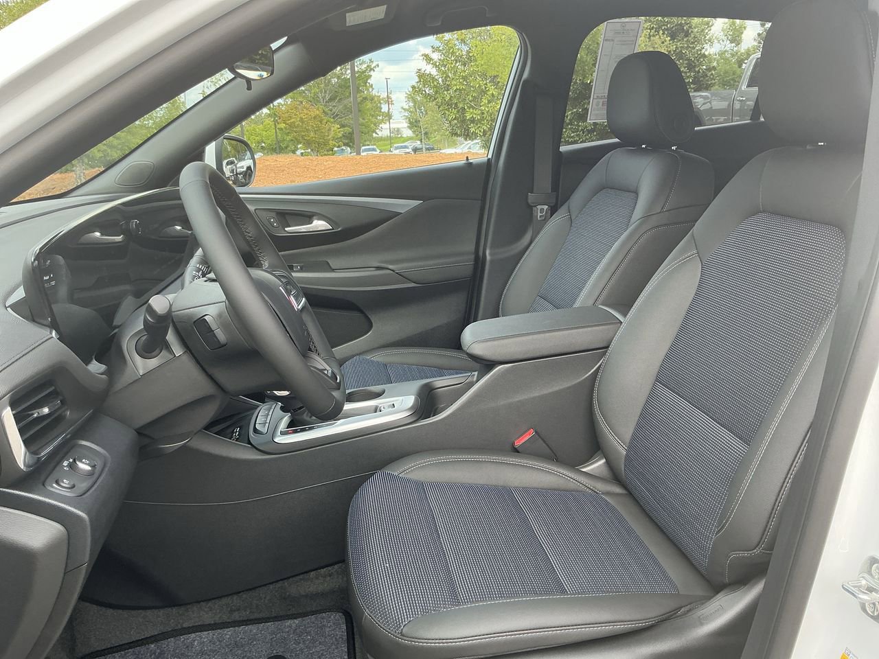 2025 Buick Envista Preferred photo 15