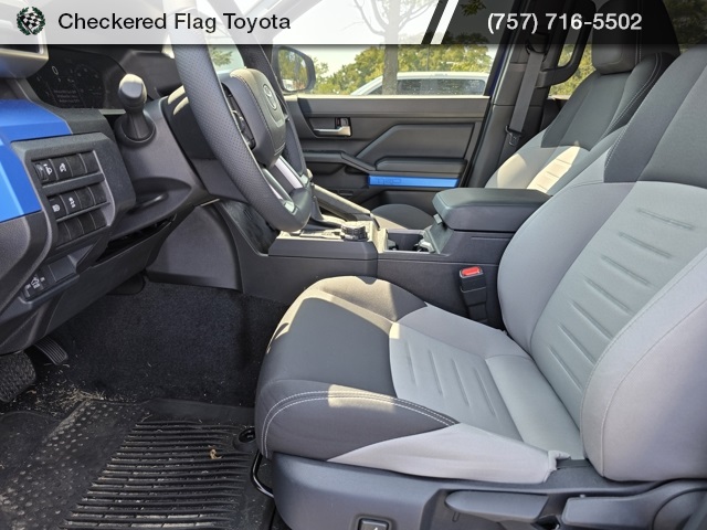 2025 Toyota Tacoma TRD Off-Road photo 9