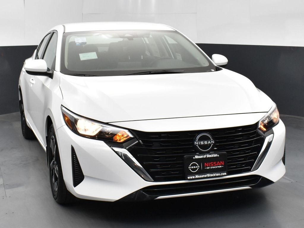2025 Nissan Sentra SV photo 2