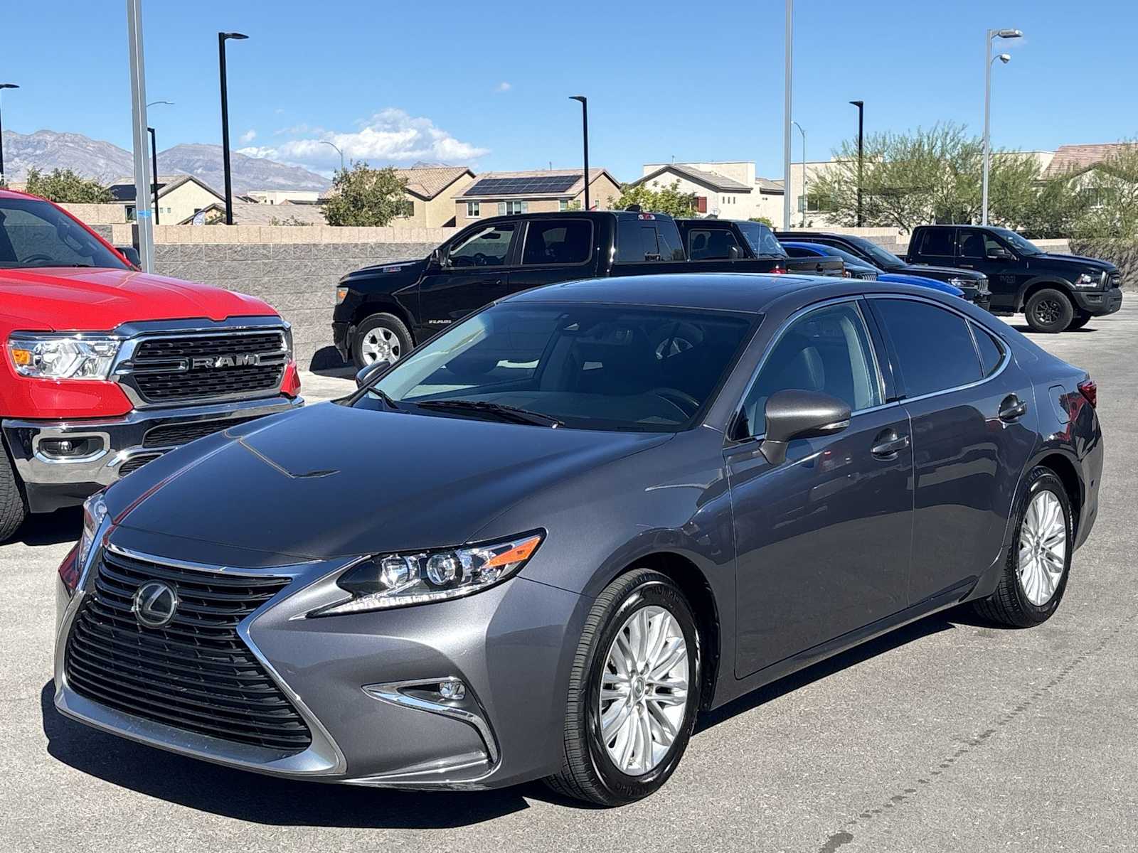2017 Lexus ES 350 photo 5