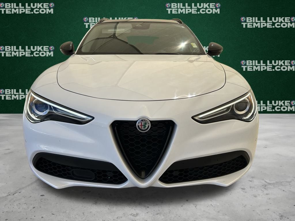 2021 Alfa Romeo Stelvio Ti photo 4