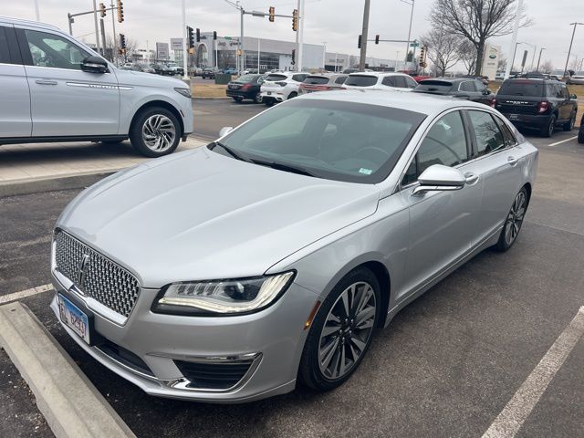2017 LINCOLN MKZ - Image 1
