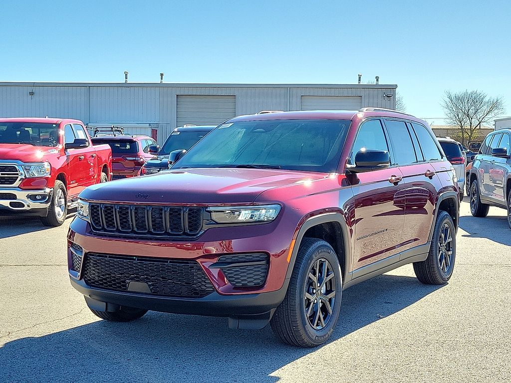 2025 Jeep Grand Cherokee Altitude X photo 2