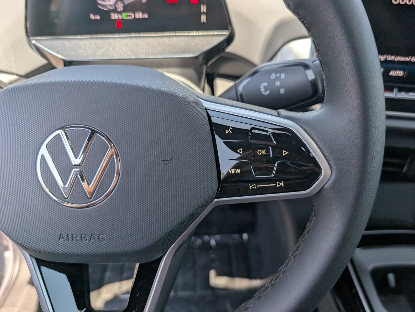 New 2025 Silver Mist Metallic Volkswagen Pro image 16