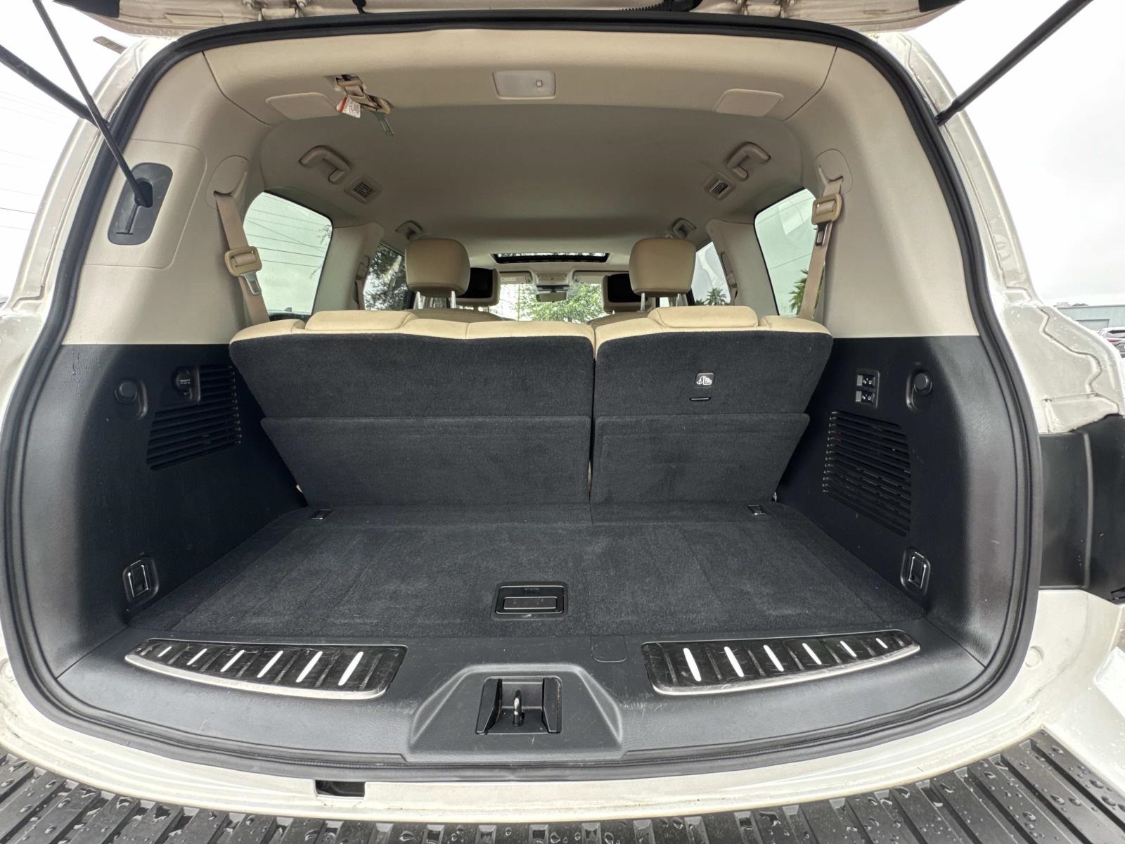 2021 Nissan Armada Platinum photo 5