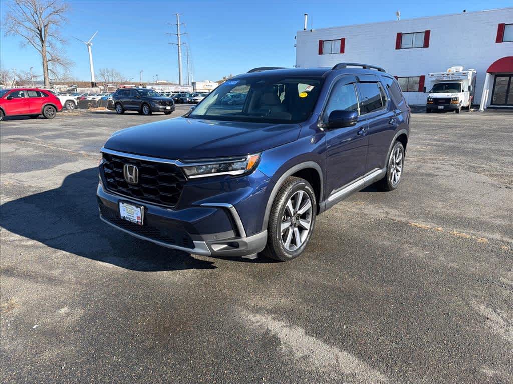 2025 Honda Pilot Touring's photo