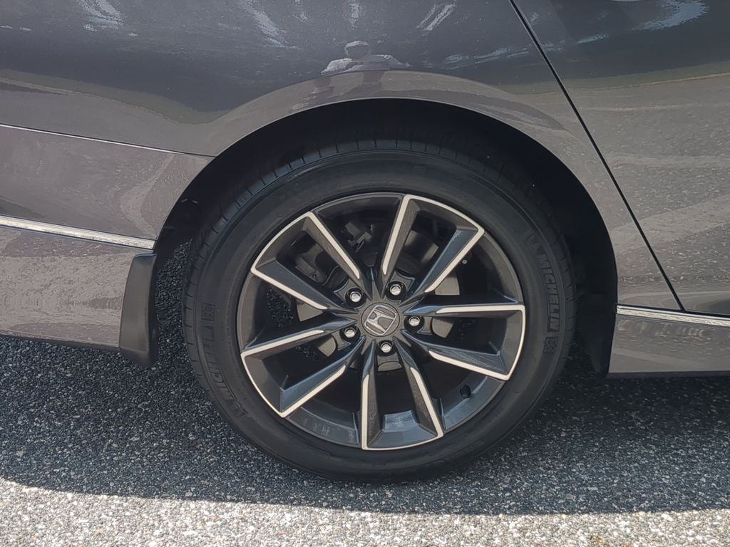 2022 Honda Accord EX-L photo 19