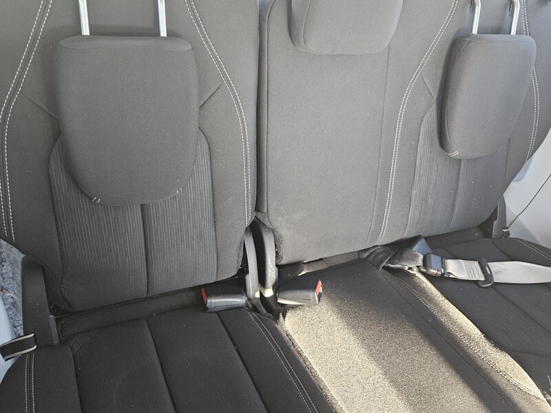 2023 Chrysler Voyager LX photo 13