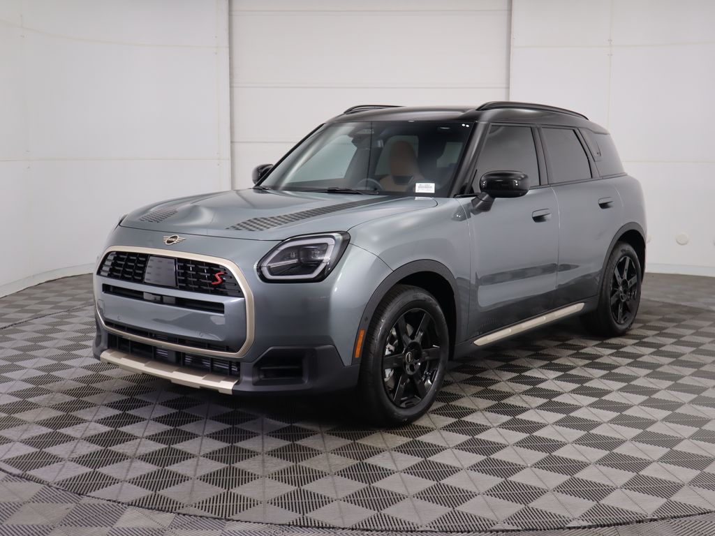 2026 MINI Countryman S's photo