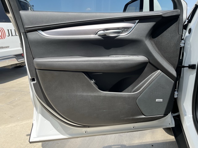 2023 Cadillac XT5 Luxury photo 30
