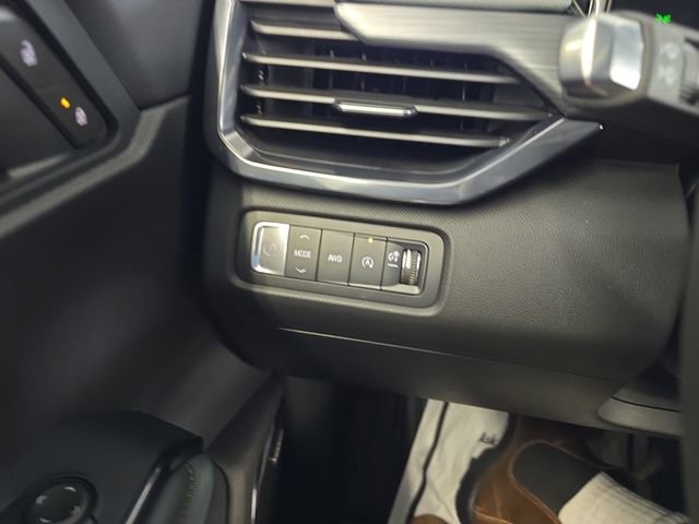 2026 Gmc Acadia AT4 photo 15