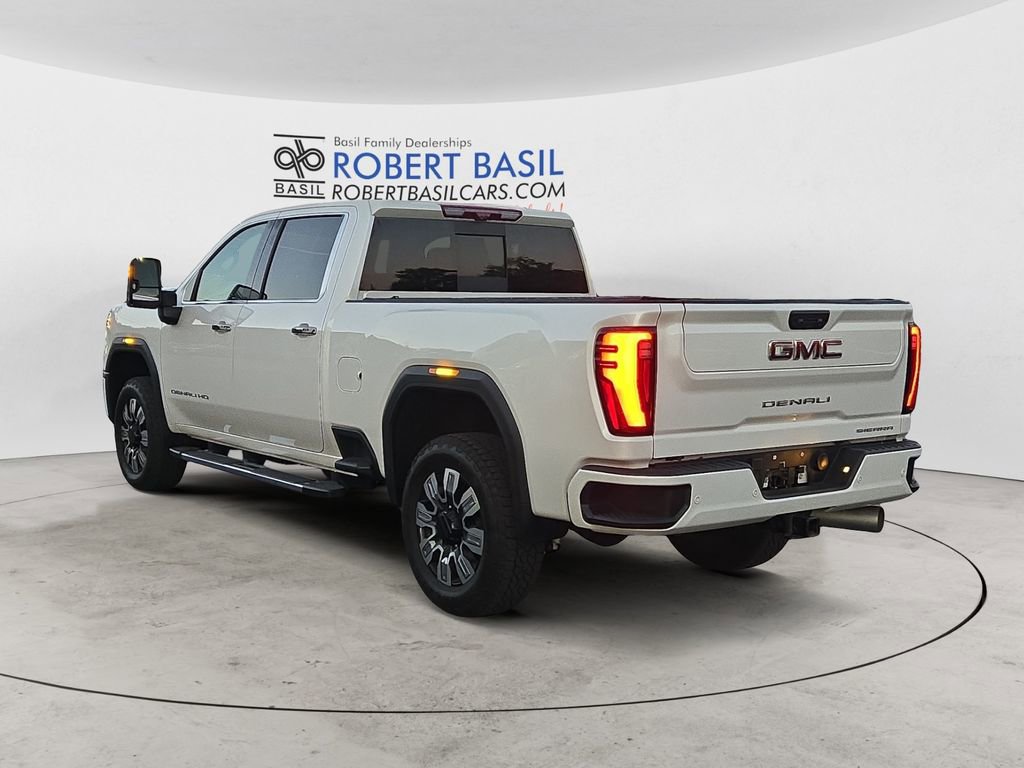 2024 Gmc Sierra 2500 HD Denali photo 3