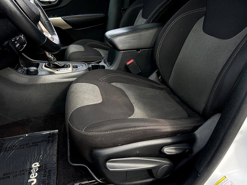 2018 Jeep Cherokee Latitude photo 8