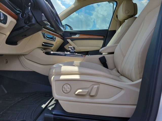 2021 Audi Q5 2.0T Premium photo 13