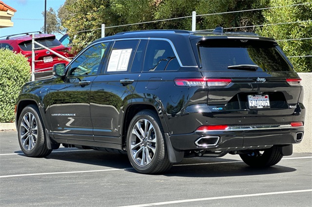 2023 Jeep Grand Cherokee Overland 4xe photo 2