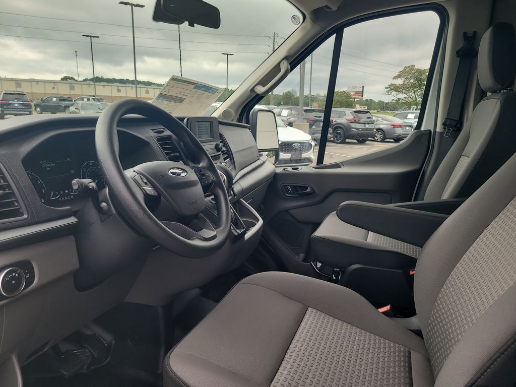 2025 Ford Transit photo 10