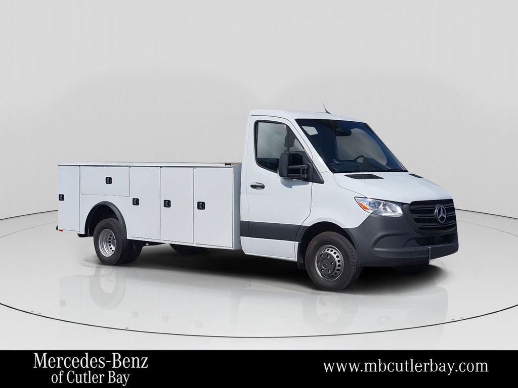 2023 Mercedes-Benz Sprinter Cab Chassis