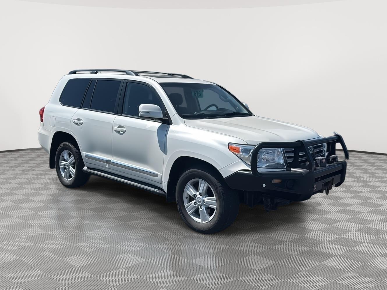 2013 Toyota Land Cruiser Base photo 7