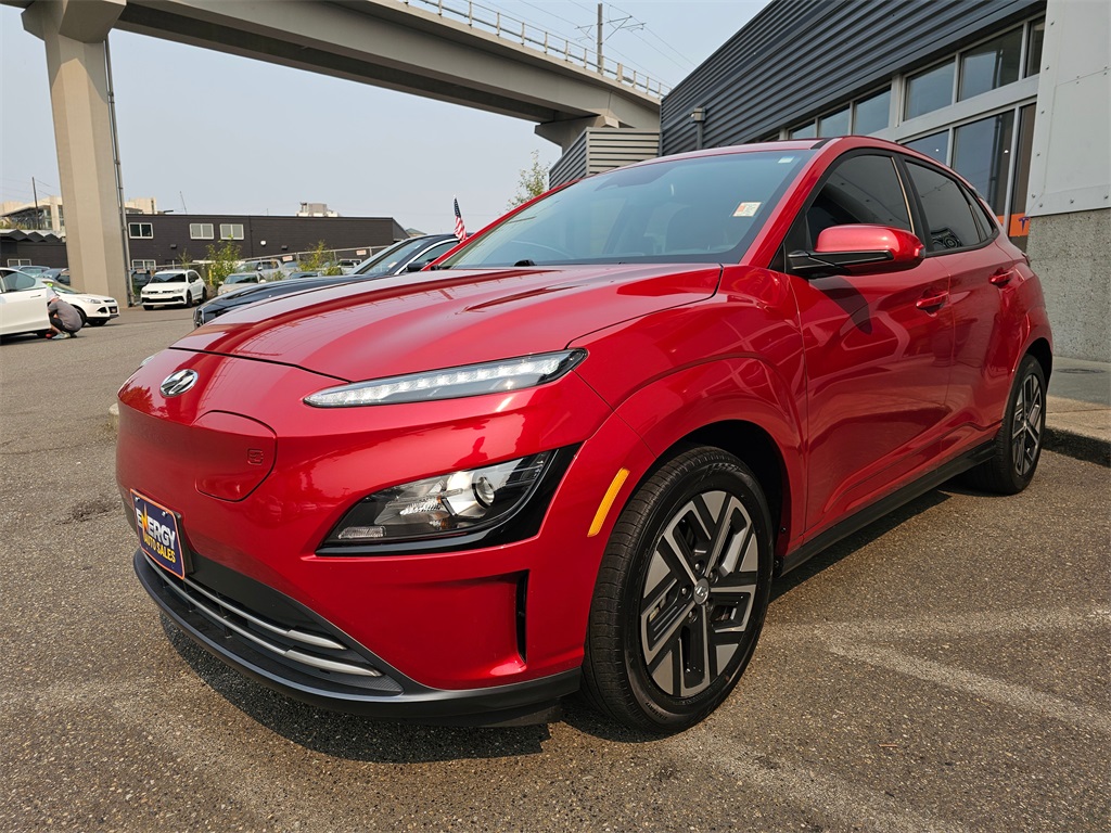 2022 Hyundai Kona Electric SEL photo 3