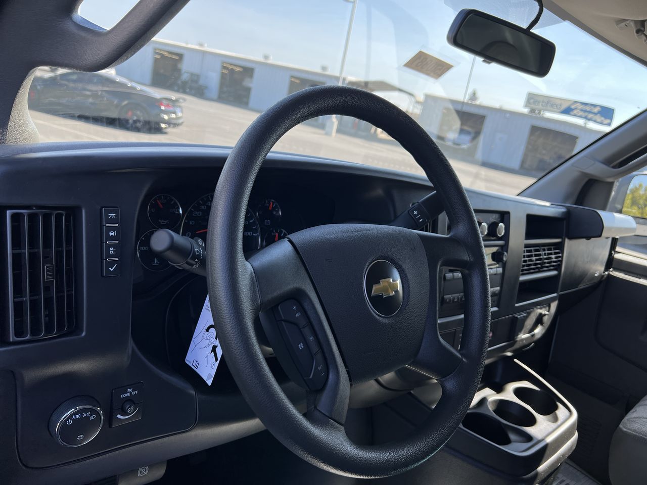 2025 Chevrolet Express Cargo 2500 photo 14