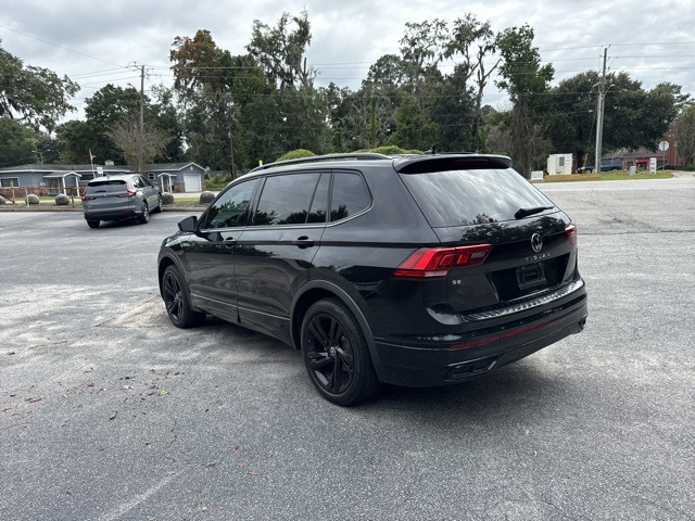 2023 Volkswagen Tiguan SE R-Line Black photo 4