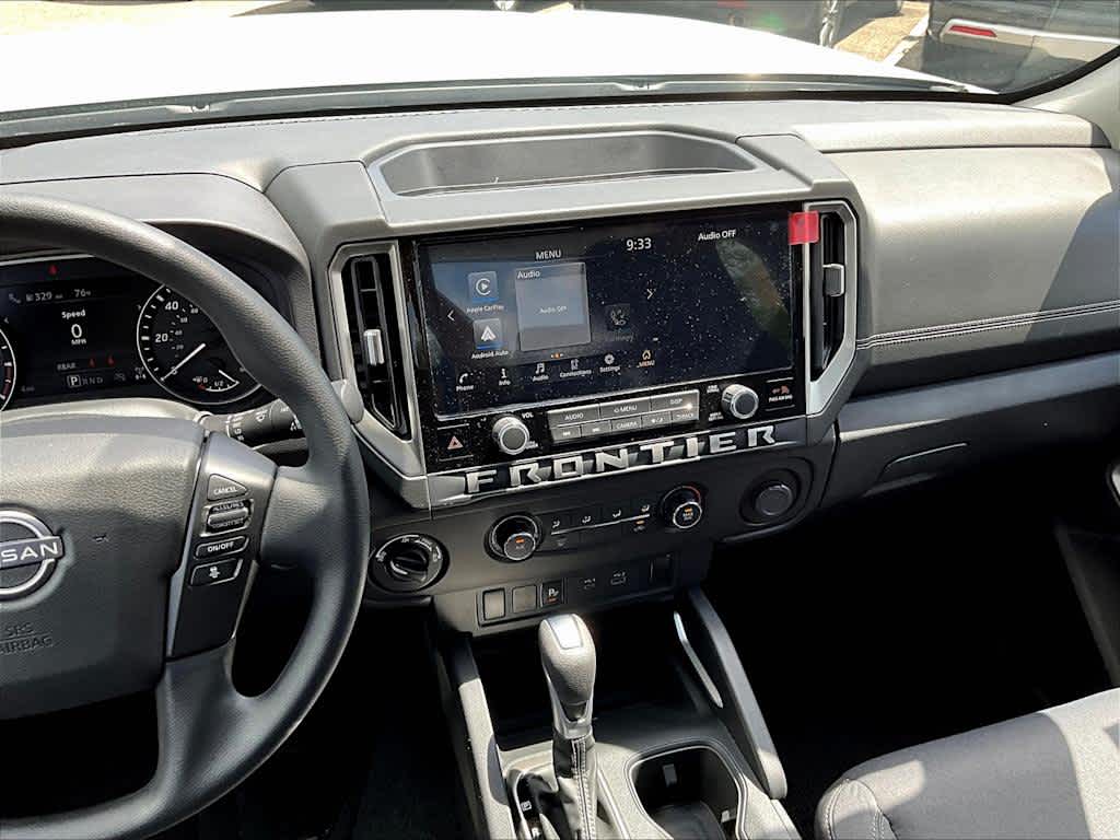 2025 Nissan Frontier SV photo 17