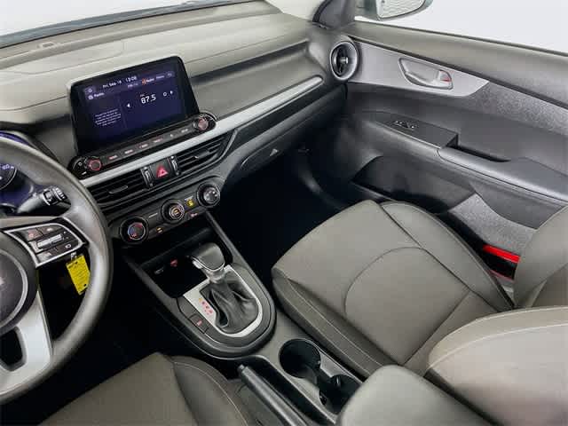 2023 Kia Forte LXS photo 22