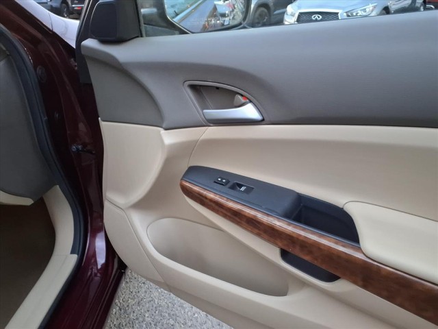 2010 Honda Accord EX photo 9
