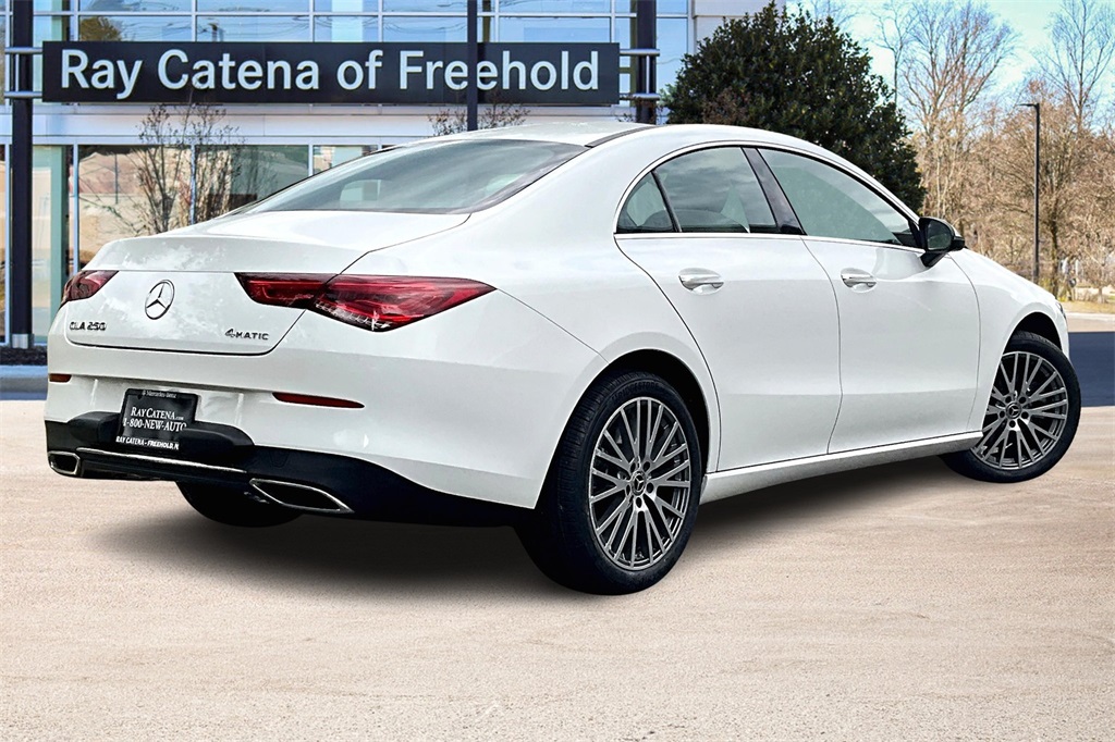 2023 Mercedes Benz CLA 250 4MATIC photo 2