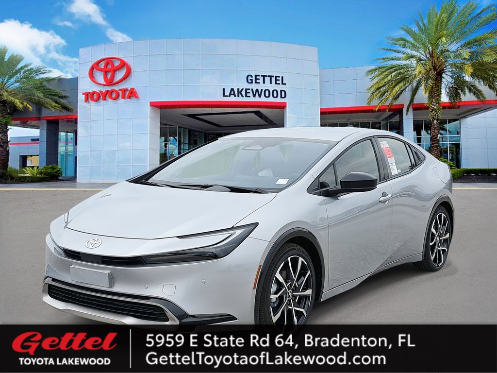 2026 Toyota Prius XSE's photo