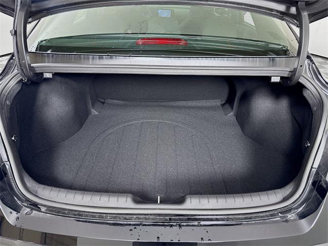 2025 Hyundai Elantra SEL Sport photo 28