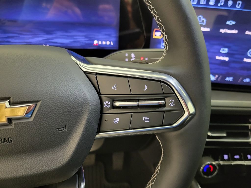 2026 Chevrolet Traverse photo 6