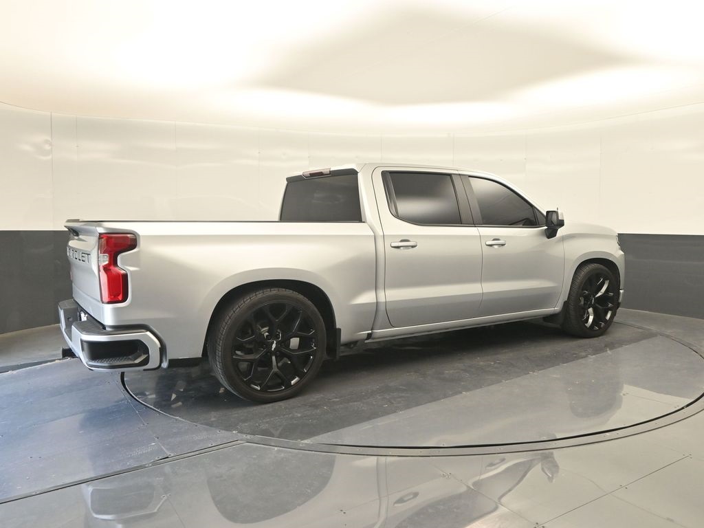2021 Chevrolet Silverado 1500 Custom photo 13