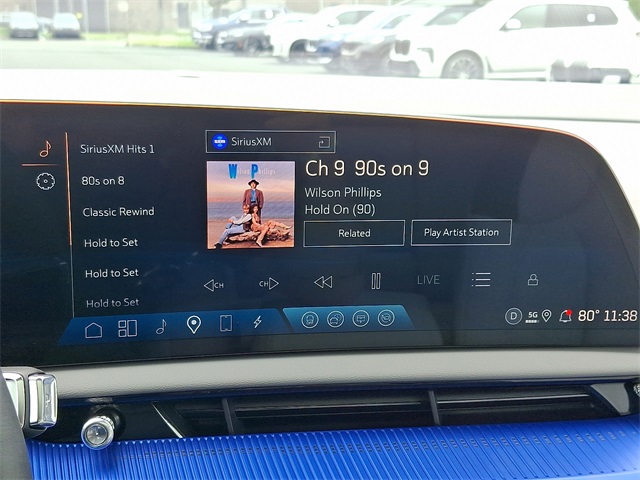 2025 Cadillac Optiq Luxury photo 25