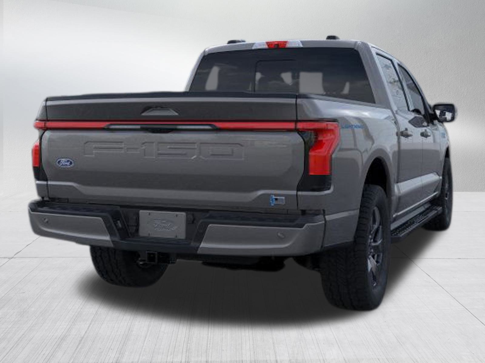 2025 Ford F-150 Lightning Lariat photo 8