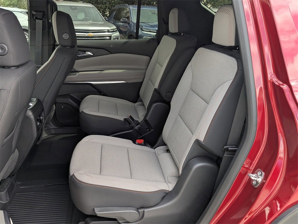 2026 Chevrolet Traverse photo 8