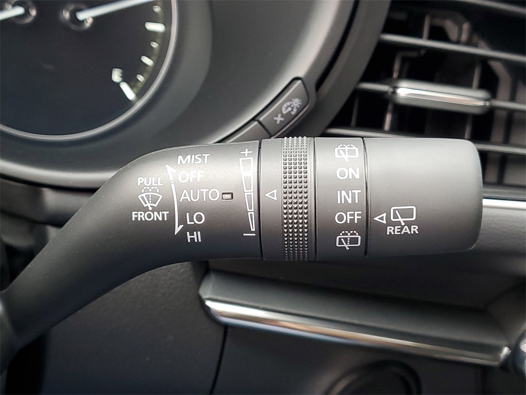 2025 Mazda Mazda3 2.5 s Preferred photo 20