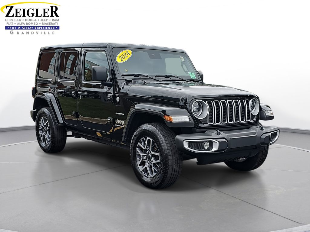 2024 Jeep Wrangler Sahara photo 3