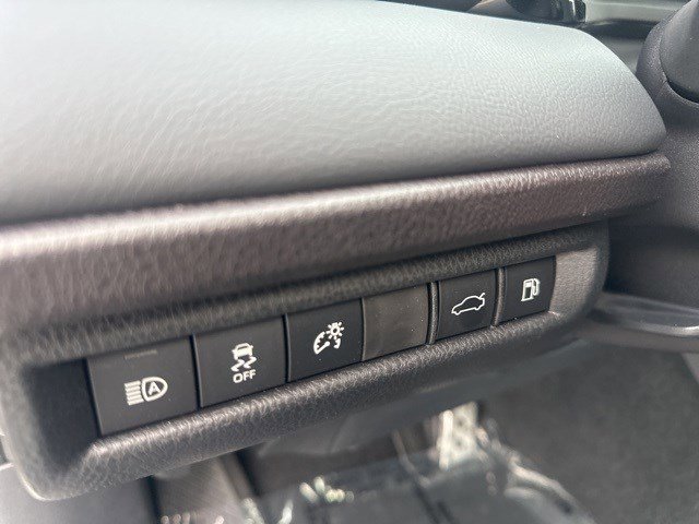 2025 Toyota Camry XSE photo 13