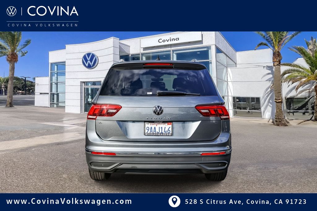 2022 Volkswagen Tiguan SE photo 2