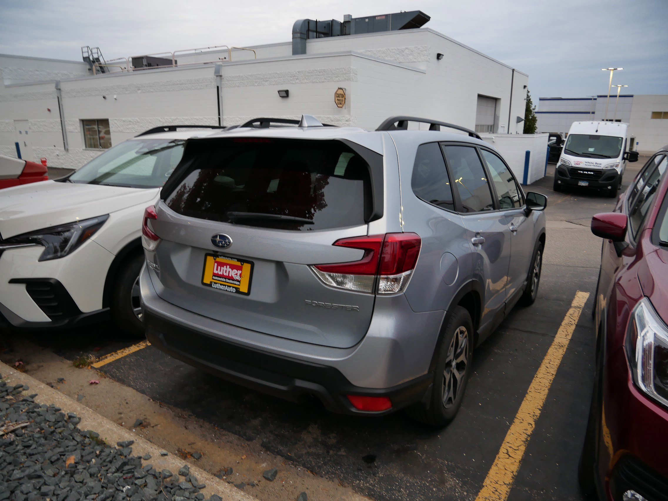 2023 Subaru Forester Premium photo 4