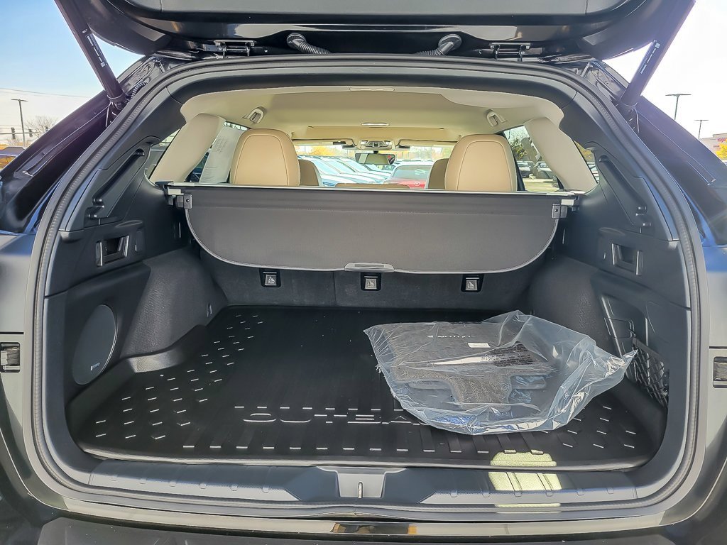 2024 SUBARU OUTBACK - Image 18