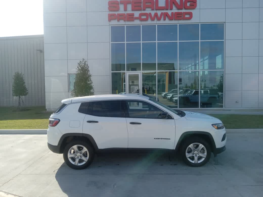 2024 Jeep Compass Sport's photo