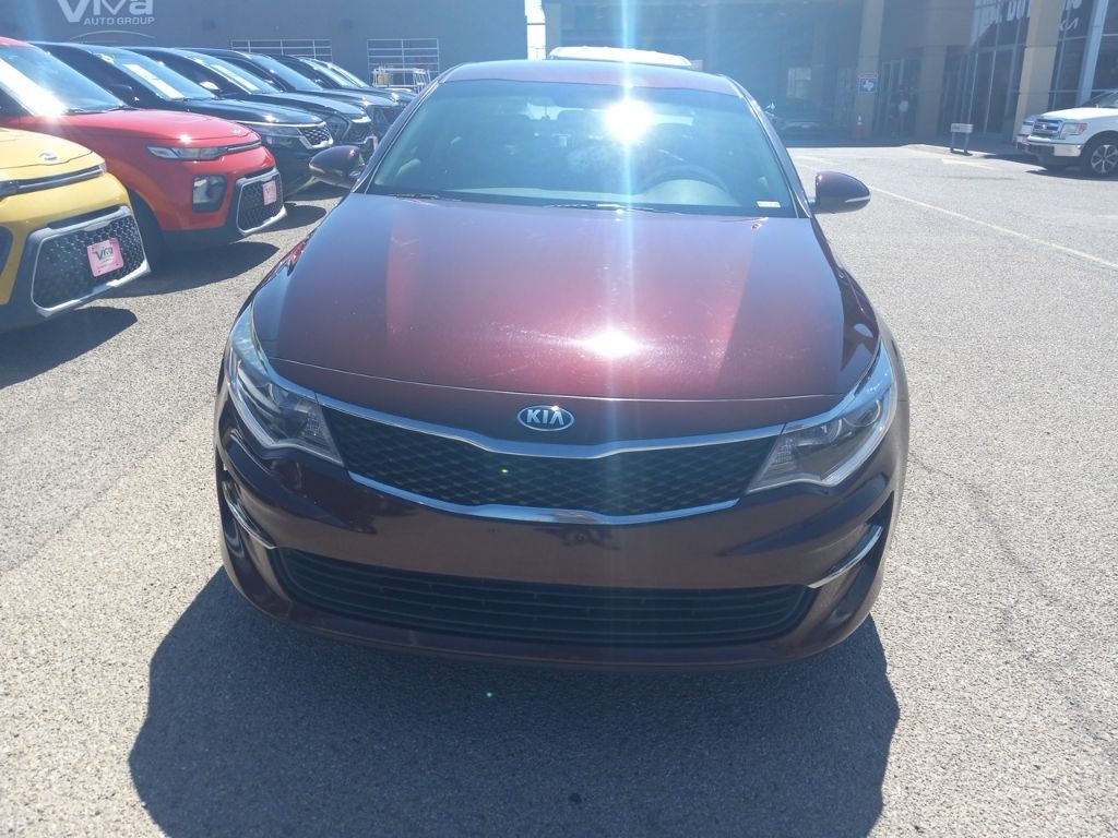 2017 Kia Optima LX photo 5