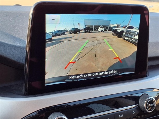 2021 Ford Escape SE Hybrid photo 3