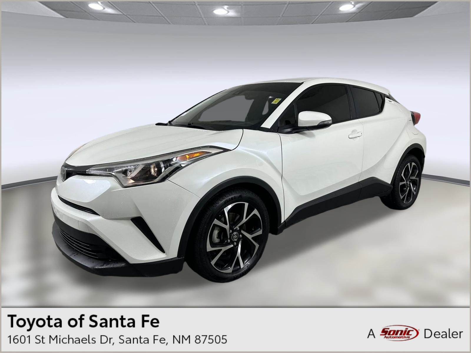 2019 Toyota C-HR XLE's photo